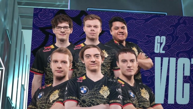 他既要应对 他既要应对