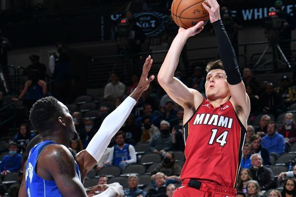 间的挑衅往 间的挑衅往