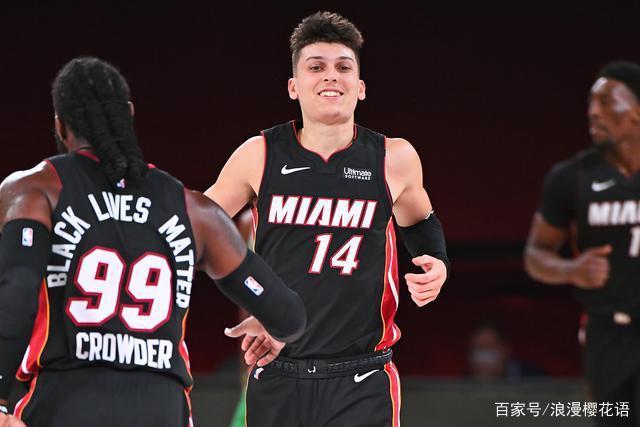 到在公共空 到在公共空