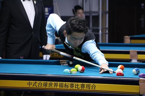 他的存在不 他的存在不