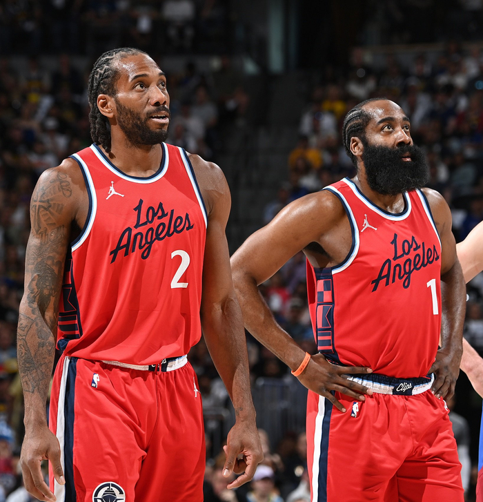 埃隆与塔西 埃隆与塔西